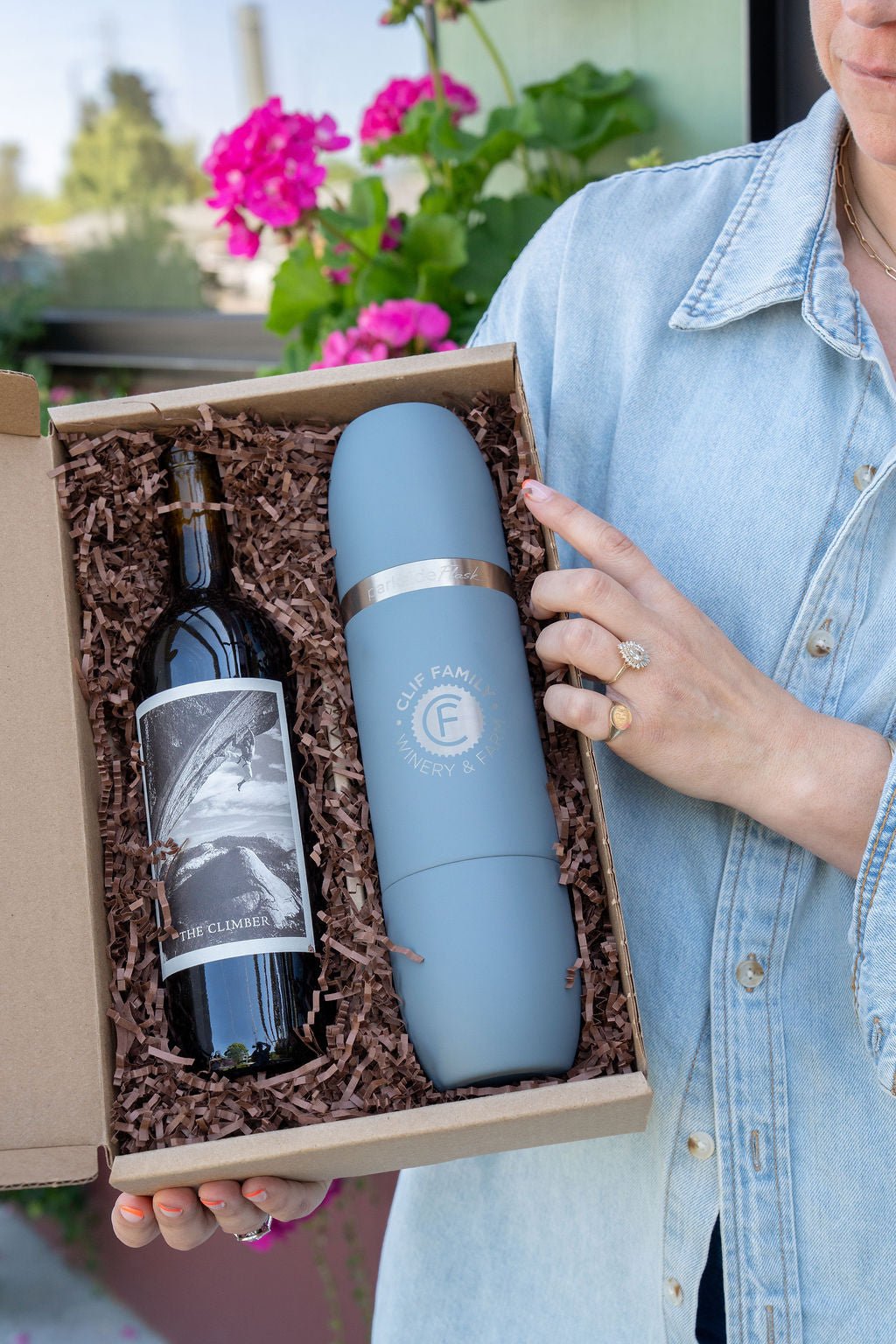 Outdoor Wine Lover's Gift Set - Clif Family Winery